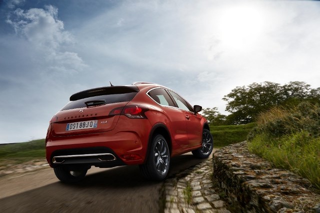 NOWY DS 4 I DS 4 CROSSBACK