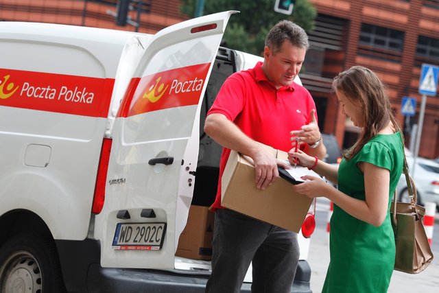 Poczta Polska wygrała kontrakt dla Sejmu
