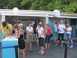 Klimatyczny kontener firmy Maersk Line na kultowym Sziget Festival