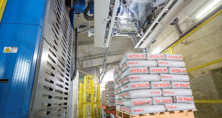 Wdrożenie linii pakującej w Calucem