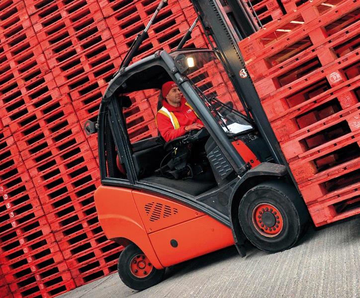 Nowe centrum serwisowe czerwonych palet 