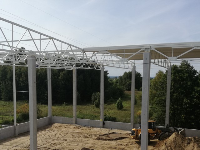 Postępuje budowa hali H