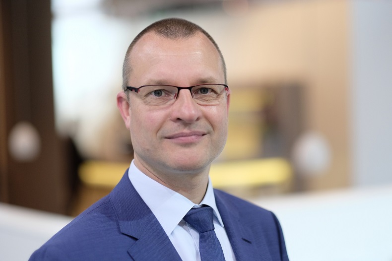 Gregor Baumeister, dyrektor segmentu biznesowego Technika paletyzowania i pakowania