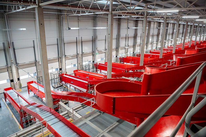 Sortery_w_sortowni_DPD_Parzniew