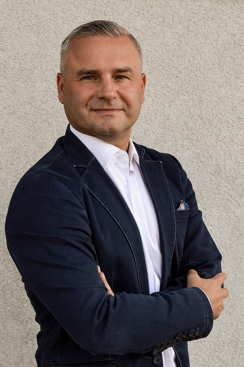 IRENEUSZ BARTNIKOWSKI, Prezes firmy SOLGAZ