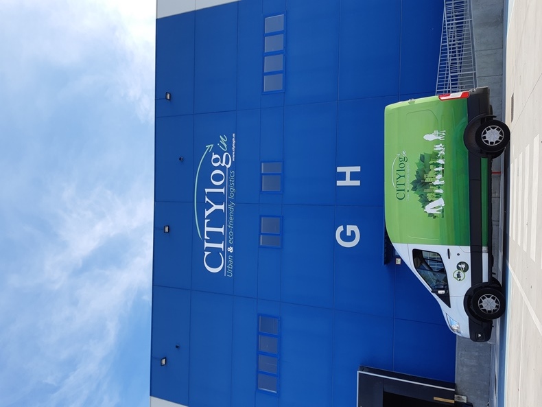 Citylogin van at San Fernando de Henares_30 Sept 2020