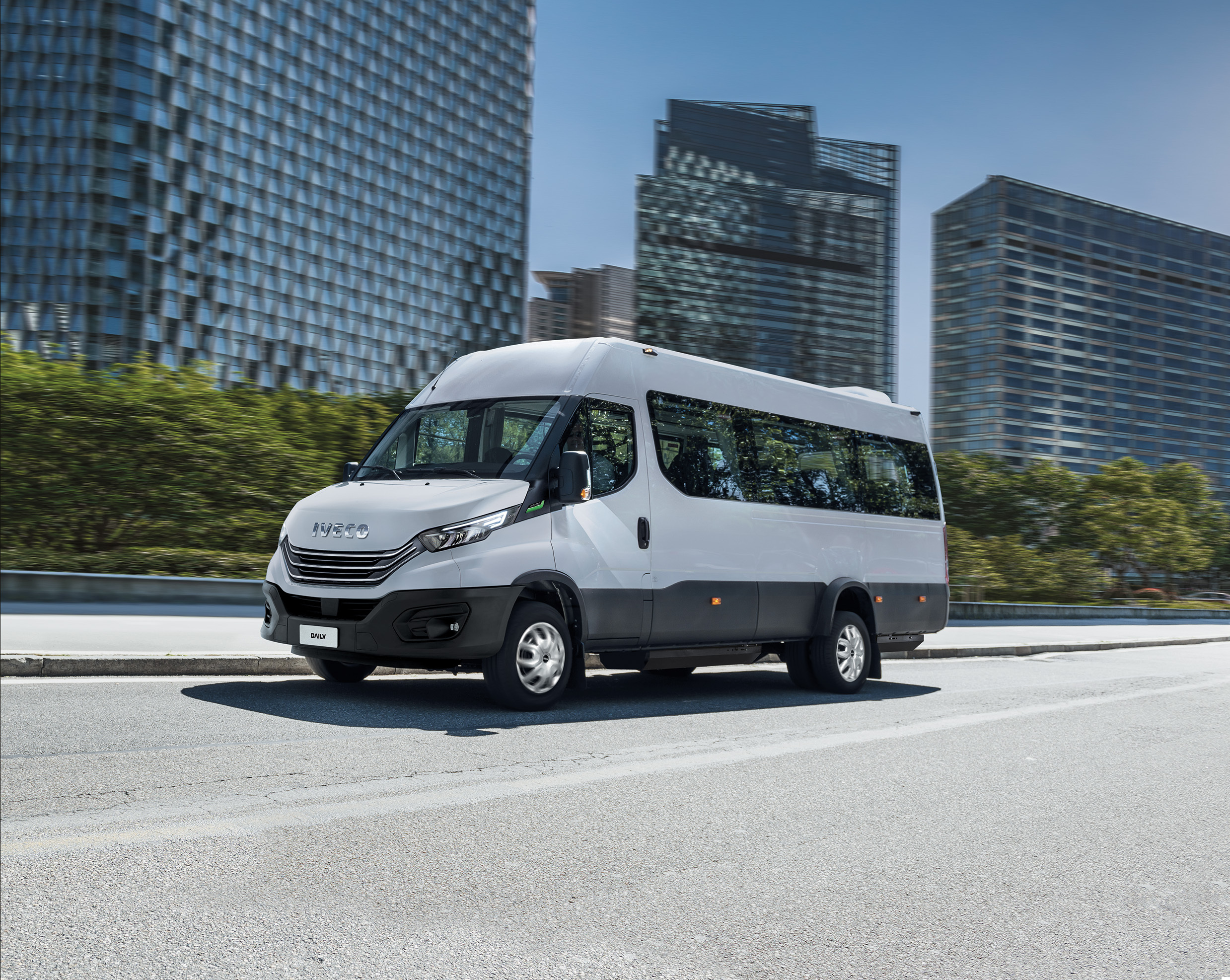 Nowy IVECO Daily - minibus