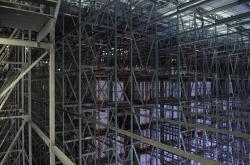11  siatka słópów i miejsc składowania pod dachem na wysokosci 45 metrów