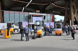 Still -  standardowo pod wyjątkowym dachem