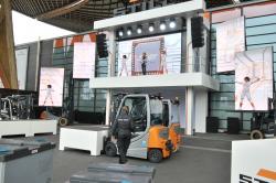 Still - jak zawsze z interesującym przekazem artystycznym