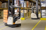Wózek reach truck Crown serii ESR1000