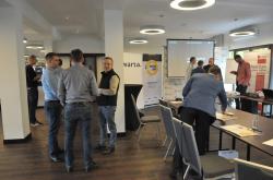 24 PRSES DAY_ konferencja -rozmowy kuluarowe