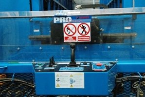 Hawker_proseriwes_fot_2_1.JPG